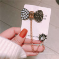 Korean Bow Alloy Rhinestone Brooch for Women Girl Coat Sweater Accessories Vintage Chain Badge Fashion Jewelry Handmade